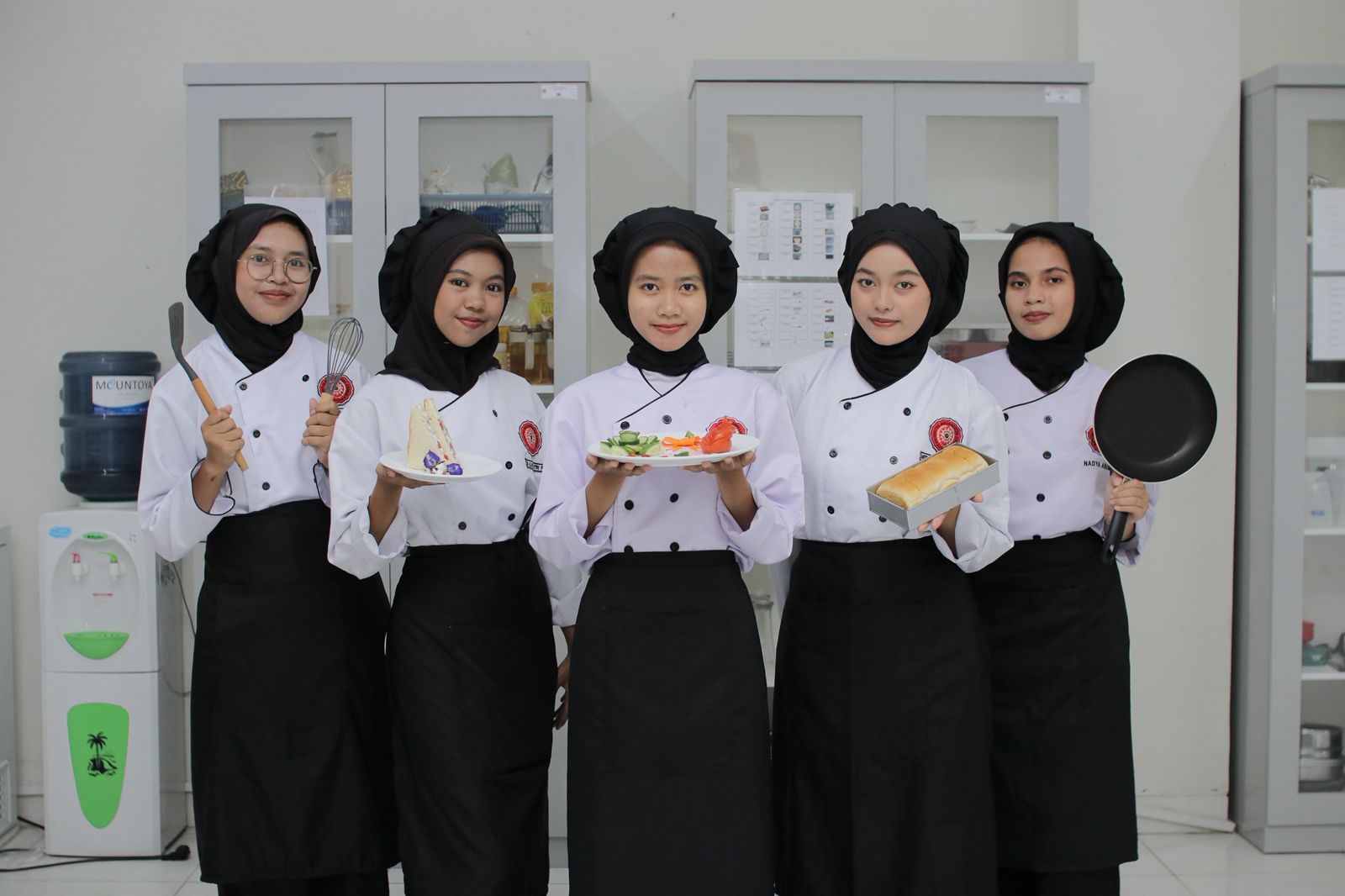 Mengenal Lebih Dekat dengan Program Studi S1 Gizi Fakultas Ilmu Kesehatan Universitas Muhammadiyah Cirebon Mengenal Lebih Dekat dengan Program Studi S1 Gizi Fakultas Ilmu Kesehatan Universitas Muhammadiyah Cirebon