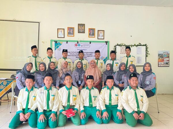 HIMA Gizi UMC Gelar Penyuluhan Hidup Sehat bagi Remaja di SMAIT Nurrussidiq